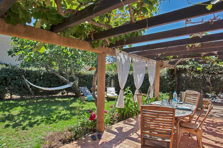 Ferienhaus für 4 Personen, mit Terrasse und Garten sowie Pool in Calvi - 3