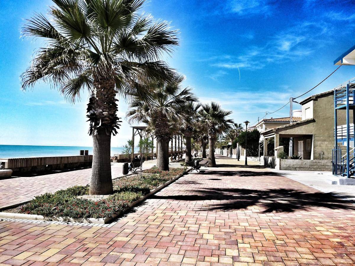 Apartamento entero, Three-Bedroom Apartment in Playa de Almenara, Almenara