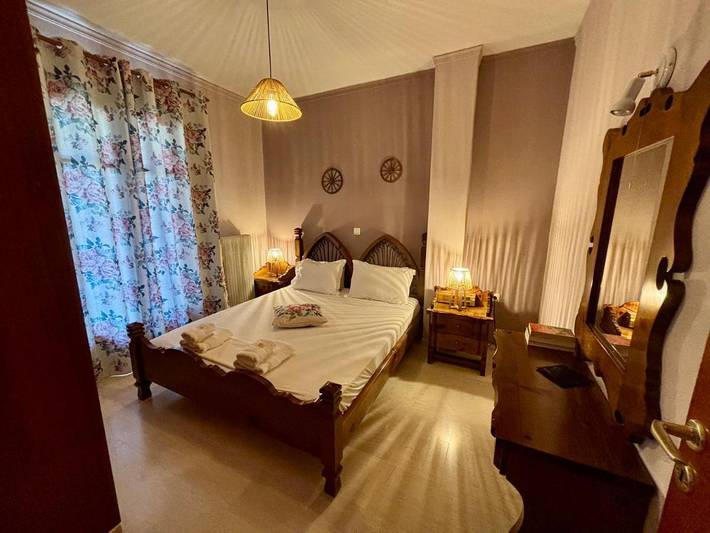 Location de vacances pour 4 personnes, avec Balcon et Terrasse ainsi que Jardin et Vue dans Palaia Epidavros - 2