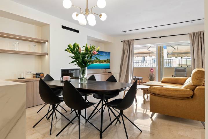 Ferienhaus für 8 Personen, mit Balkon und Kinderpool in Marbella - 2