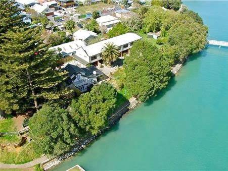 Hôtel pour 3 personnes, avec jardin et vue à Raglan - 2
