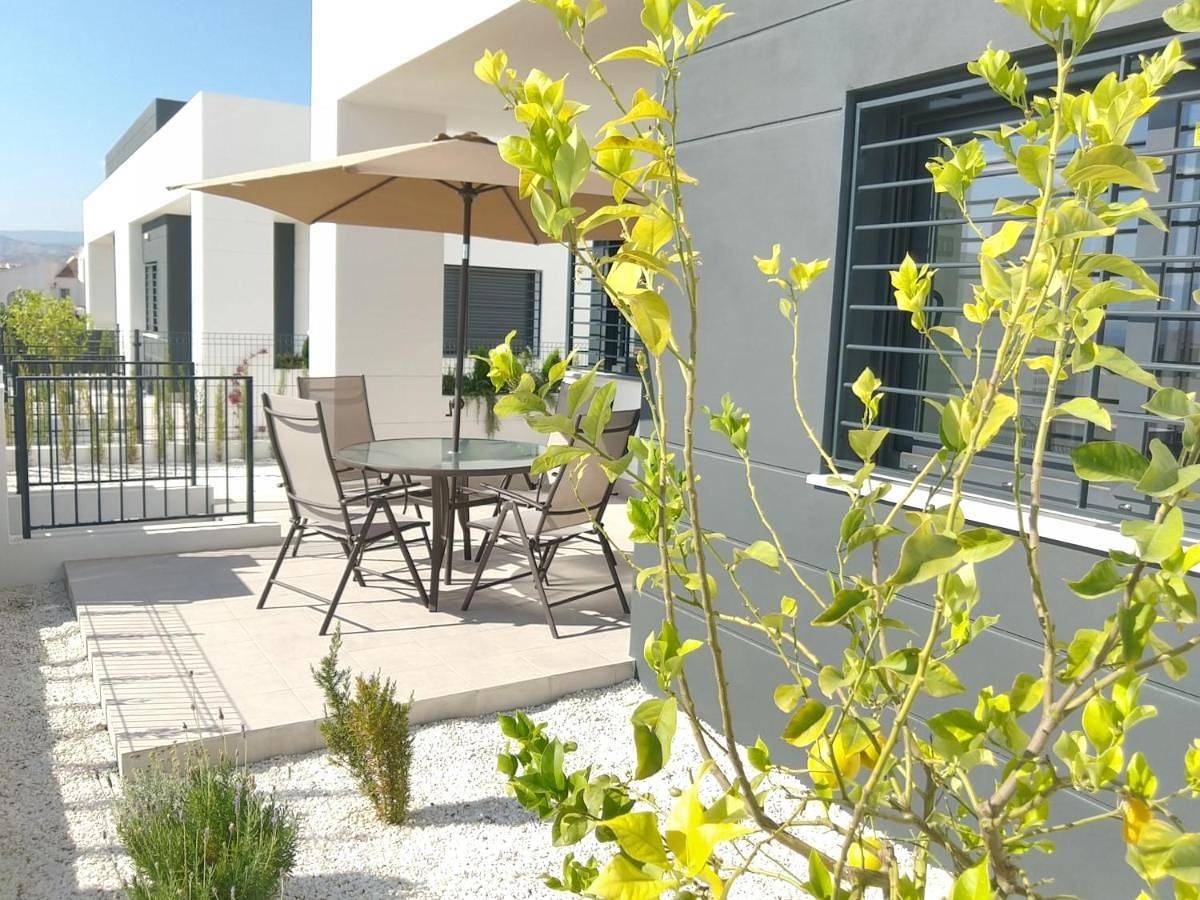 Nuevas Casas entre Mar y Montaña in Busot, Costa Blanca