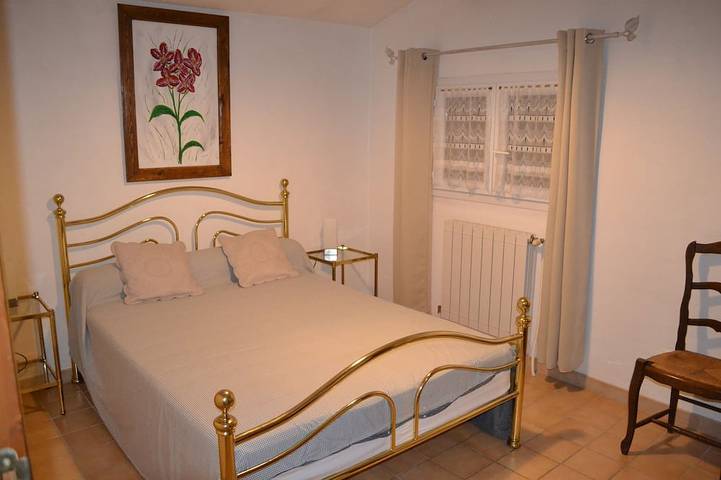 Location de vacances pour 6 personnes, avec jardin et terrasse à Cheval-Blanc - 3