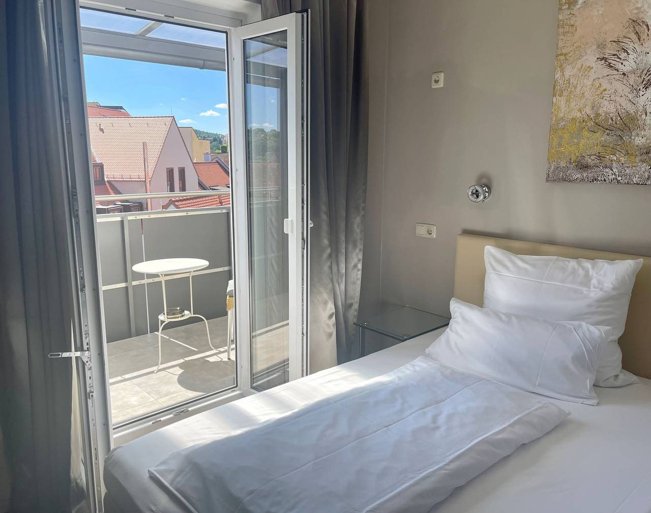 Hotel Central - Einzelzimmer mit Balkon in Bamberg, Fränkisches Weinland