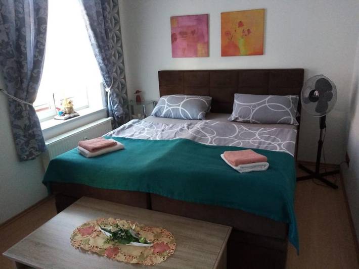 Ferienwohnung für 3 Personen, mit Ausblick, mit Haustier in Halle