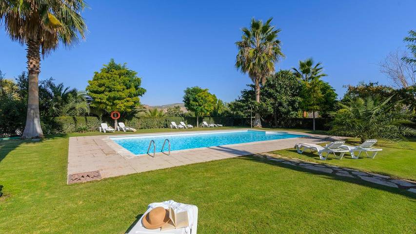 Chalet para 10 personas, con balcón/terraza y piscina, Se admiten mascotas en Andalucía - 2