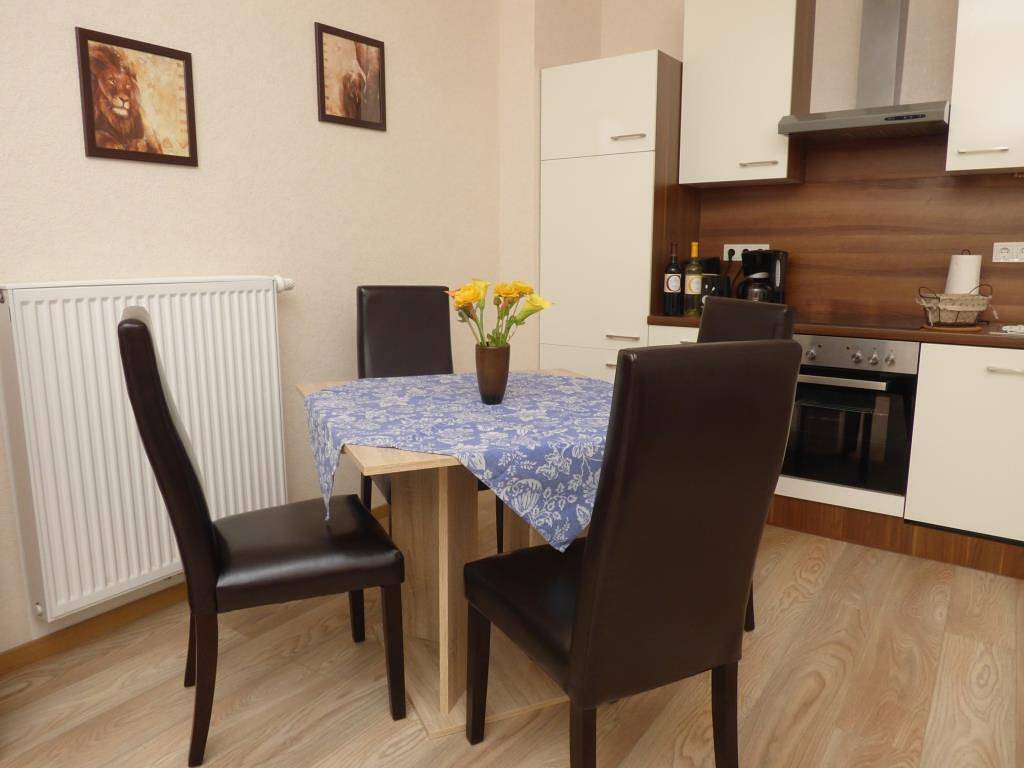 Ganze Ferienwohnung, Wald Villa Üssbach in Alf, Traben-Trarbach und Umbegung