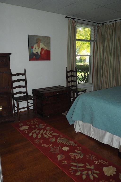 Elegante New England 2Br-Ferienwohnung aus dem 19. Jahrhundert im Garfield House in Lee, Berkshire County