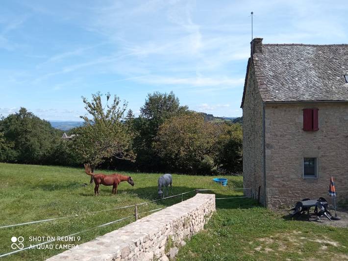 Gîte pour 5 personnes, avec terrasse et jardin dans l' Aveyron - 4