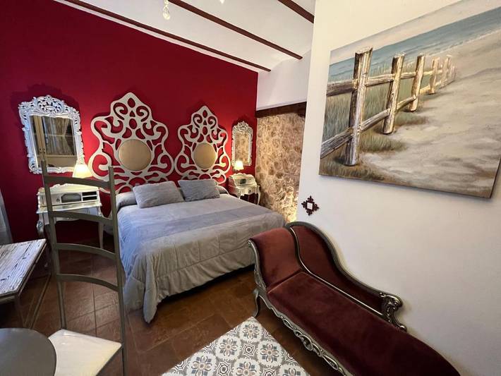 Hotel para 2 personas, con jacuzzi además de piscina y terraza, Familias con niños - 1