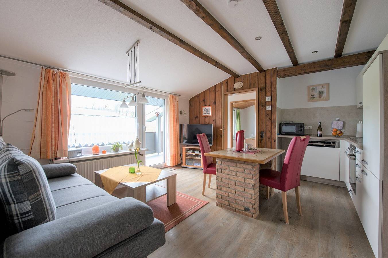 Ganze Wohnung, Apartment „2, 45 qm“ mit privater Terrasse, Garten und Wlan in Herscheid, Märkischer Kreis
