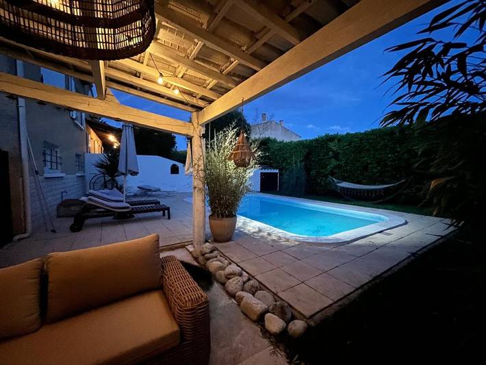 Appartement de vacances pour 2 personnes, avec Terrasse et Jardin ainsi que Piscine et Vue