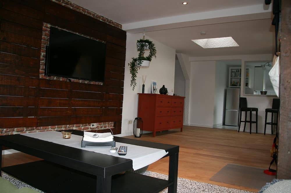 Entire apartment, Voll Eingerichtetes Zentrales Apartment für Lange und Kurze Aufenthalte in Magdeburg, Elbe-Börde-Heide