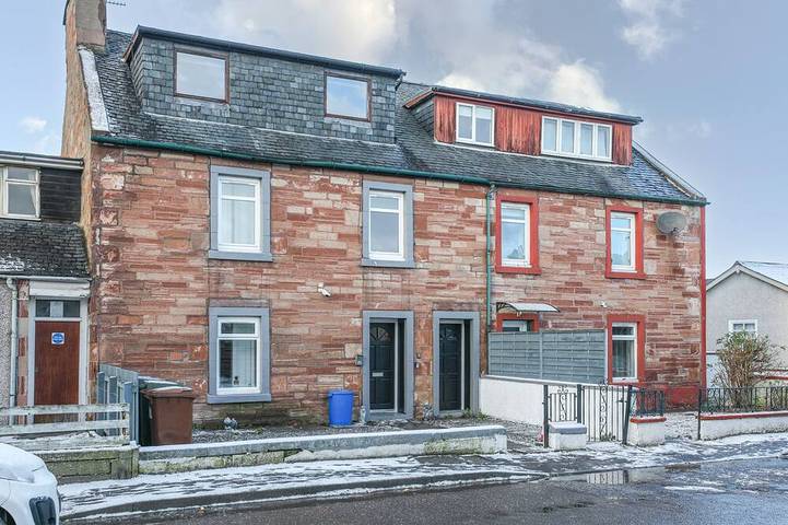 Chalet for 15 people, with garden in Inverness