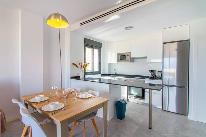 Appartement entier, Appartement de vacances pour 4 personnes avec piscine in Golf Bahia, Finestrat