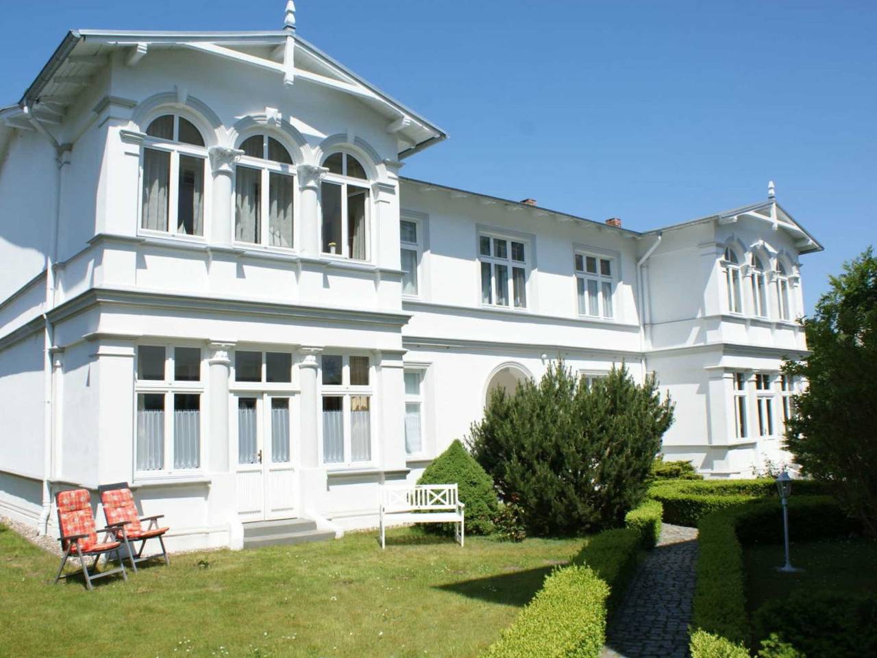 Ganze Ferienwohnung, Villa Elisabeth Nebenh.  Fewo Coralle *nur 100m zum Strand* - Fewo im Hochparterre in Seebad Heringsdorf, Heringsdorf