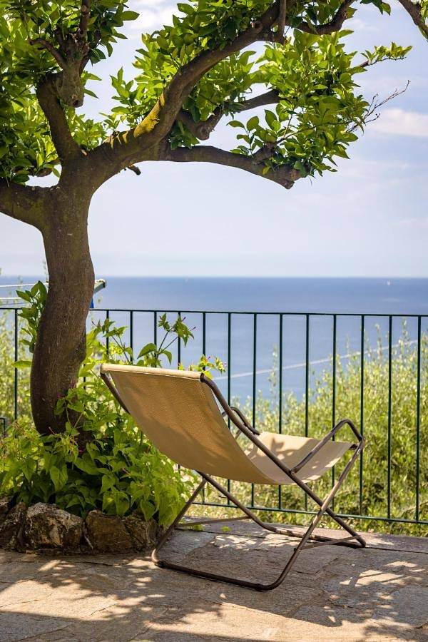 Location de vacances pour 5 personnes, avec piscine ainsi que vue et jardin, animaux acceptés à Sori - 4