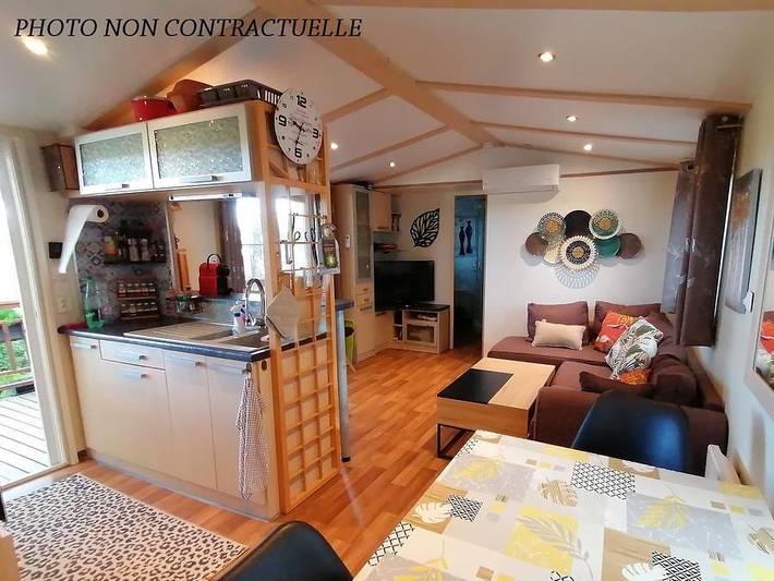 Camping Résidentiel La Pinède - Mobilheim 6 personen - Madison Premium -2 Schlafzimmer 40m²- *Klima, Terrasse, Tv*. in Castelnau-de-Guers, Mittelmeerküste (Frankreich)