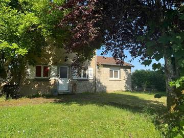 Gîte pour 6 personnes, avec jardin et vue à Fresselines