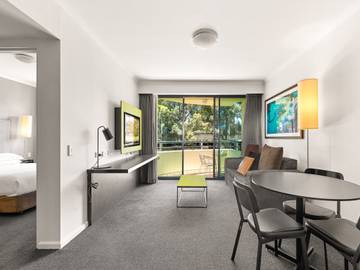 Holiday Apartment for 2 People in Sydney, New South Wales, Photo 2