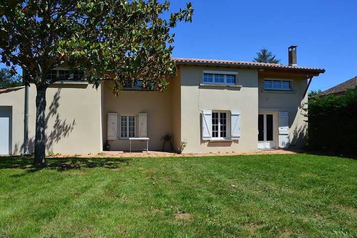 Maison de vacances pour 15 personnes, avec jardin, animaux acceptés dans le Tarn-et-Garonne