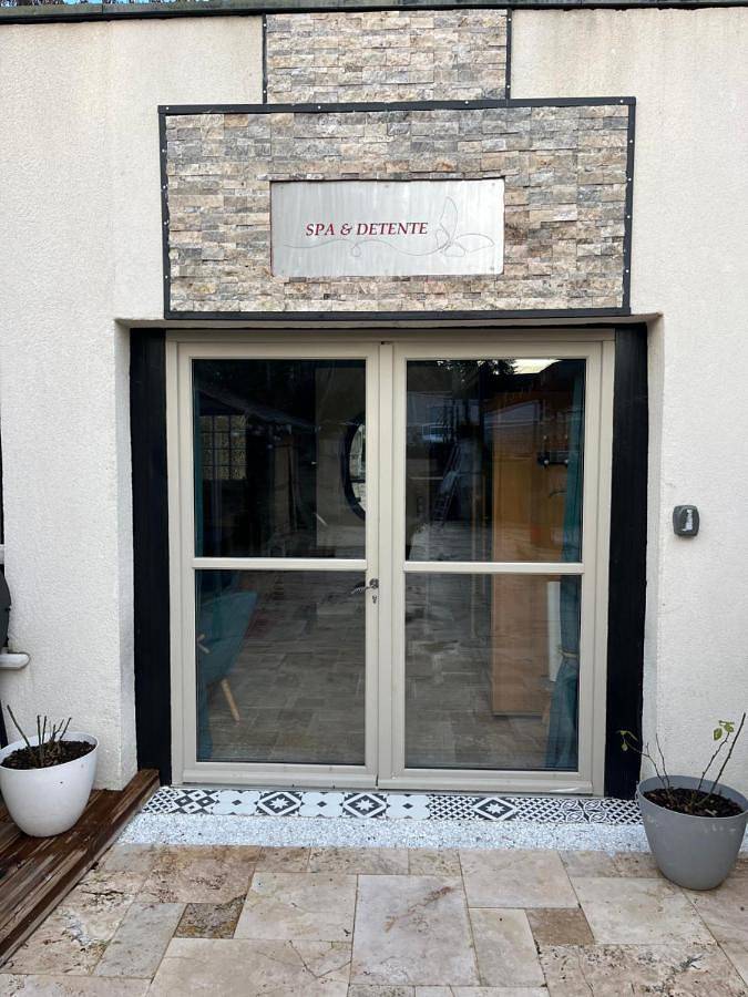 Gîte pour 4 personnes, avec terrasse ainsi que vue et jardin, animaux acceptés à Saint-Avertin - 2