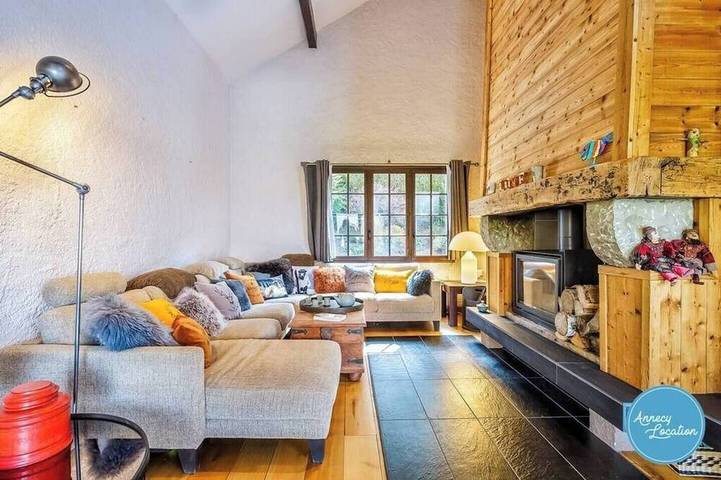 Location de vacances pour 8 personnes, avec jardin à Bluffy