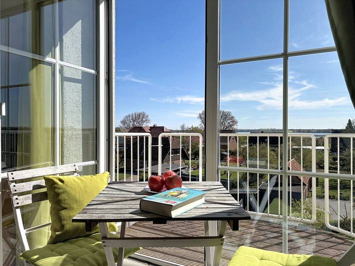 Ferienwohnung für 4 Personen, mit Balkon und Garten in Gollwitz