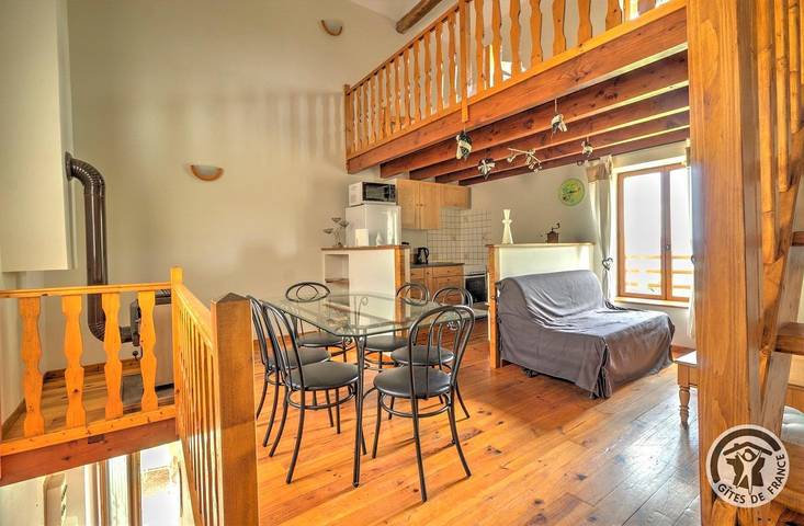 Gîte pour 4 personnes, avec Terrasse et Jardin dans Rhône - 4