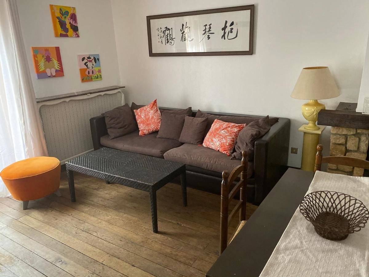 Appartement entier, Three-Bedroom Apartment in Mondelange, Moselle