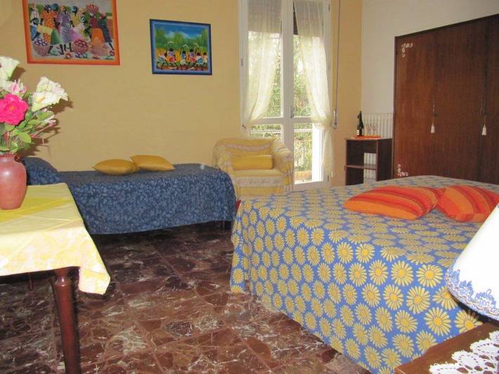 Apartamento de vacaciones para 3 personas, con balcón y jardín - 1