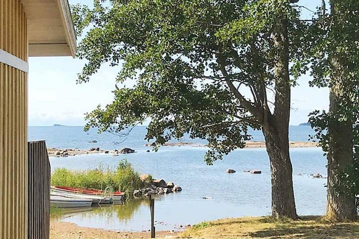 Ferienhaus für 4 Personen, mit Garten in Gullspang