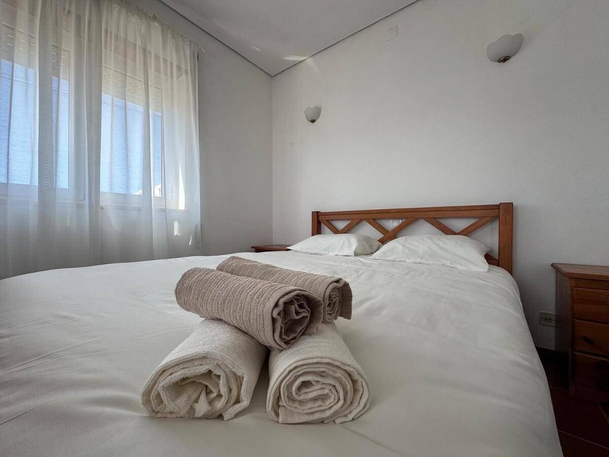 Apartamento inteiro, Three-Bedroom Apartment in Marinhas, Esposende