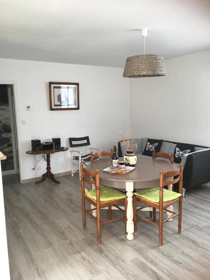 Location de vacances pour 4 personnes, avec jardin et terrasse à Créhen - 4