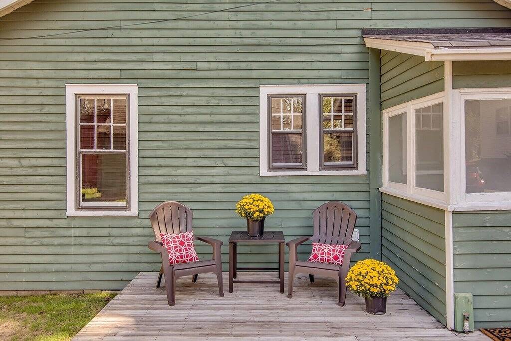 Southern Charm: Minutes away from downtown w/a cozy porch swing in Nashville, Tennessee