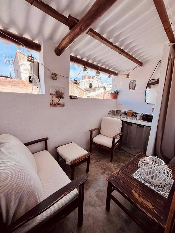 Hôtel pour 3 personnes, avec terrasse et vue, animaux acceptés à Abarán - 2