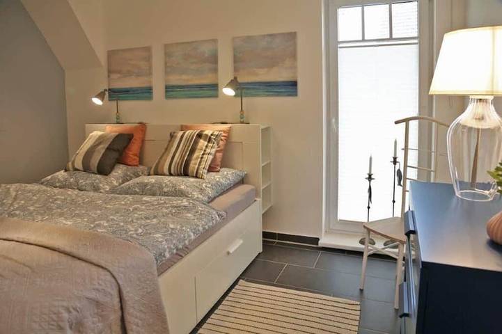 Ganze Wohnung, Moderne Ferienwohnung Wellenreiter - 3 Min. vom Strand entfernt in Börgerende, Börgerende-Rethwisch