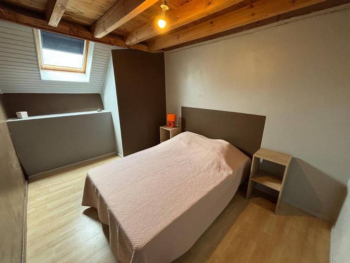 Location de vacances pour 6 personnes, avec terrasse et jardin à Sainte-Colombe-de-Peyre - 4