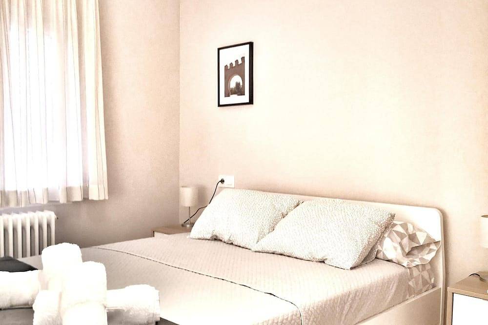 Entire apartment, La Leyenda de la Cava in Toledo, Toledo Province