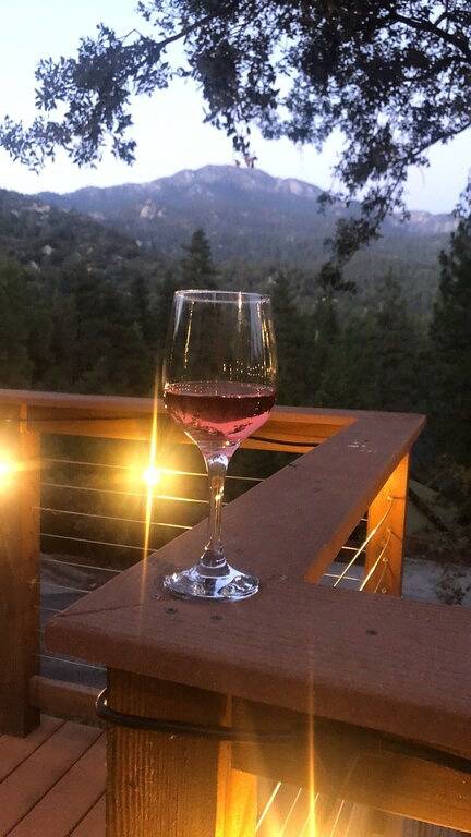 Log cabin for 8 people, with balcony, with pets in Idyllwild