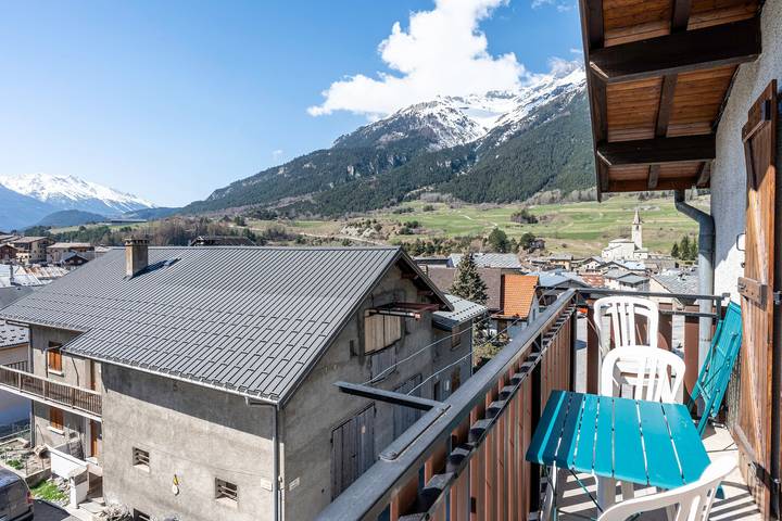 Appartement entier, Appartement "La Favière" avec vue sur les montagnes, balcon et Wi-Fi in Termignon, Massif de la Vanoise