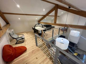 Gîte pour 8 personnes, avec jardin et jacuzzi, animaux acceptés à Retournac