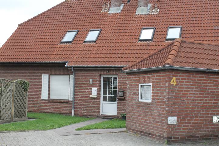 Ferienwohnung für 4 Personen, mit Balkon in Norden und Umgebung