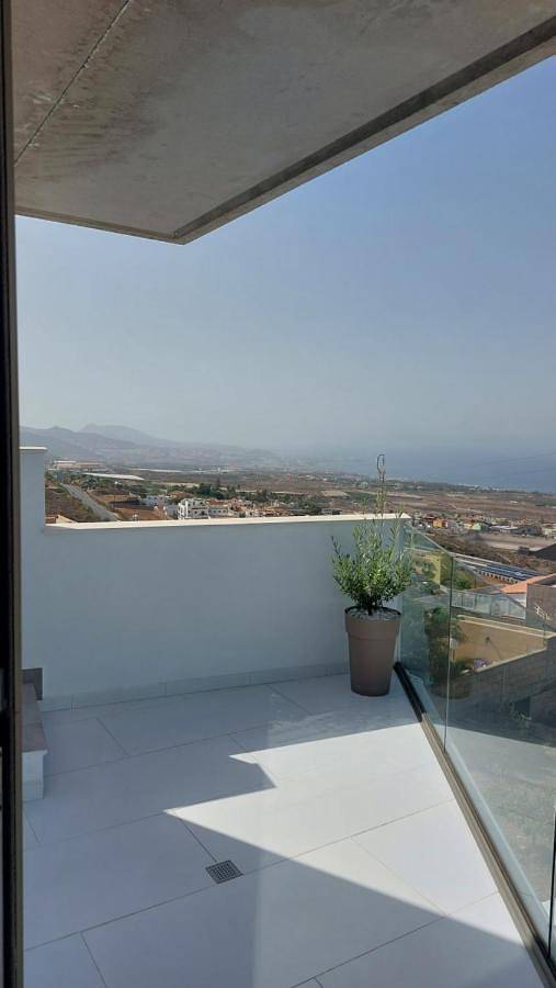 Location de vacances pour 4 personnes, avec balcon ainsi que jacuzzi et piscine dans Los Menores - 3