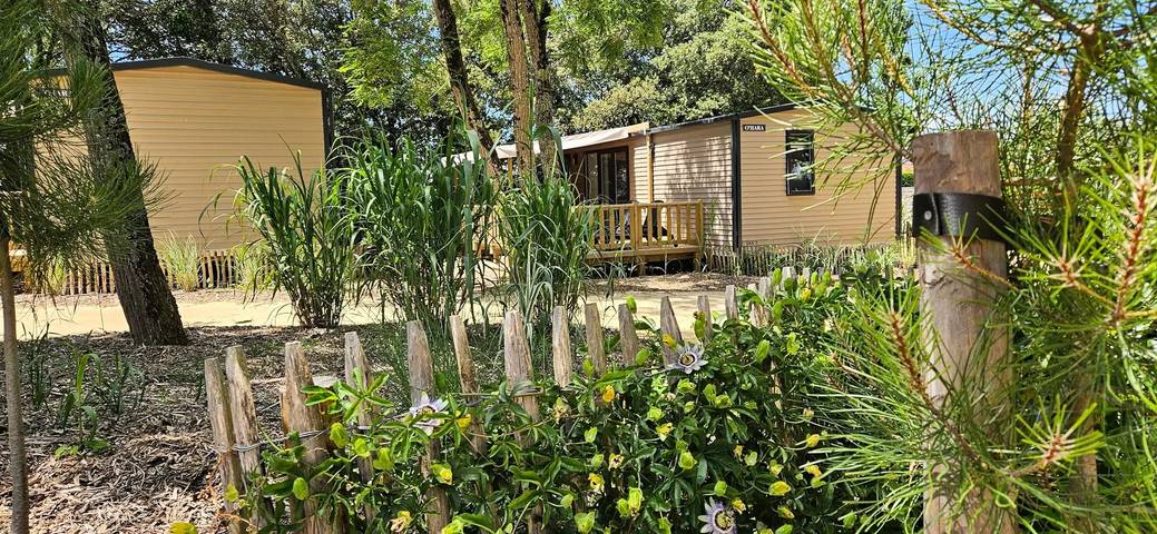 Camping pour 2 personnes, avec piscine et terrasse, animaux acceptés à Saint-Jean-de-Monts - 4