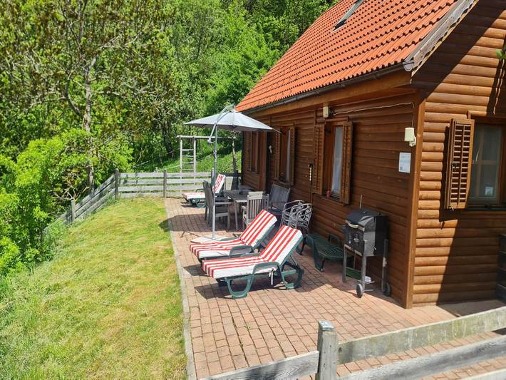 Ferienwohnung für 8 Personen, mit Terrasse und Garten