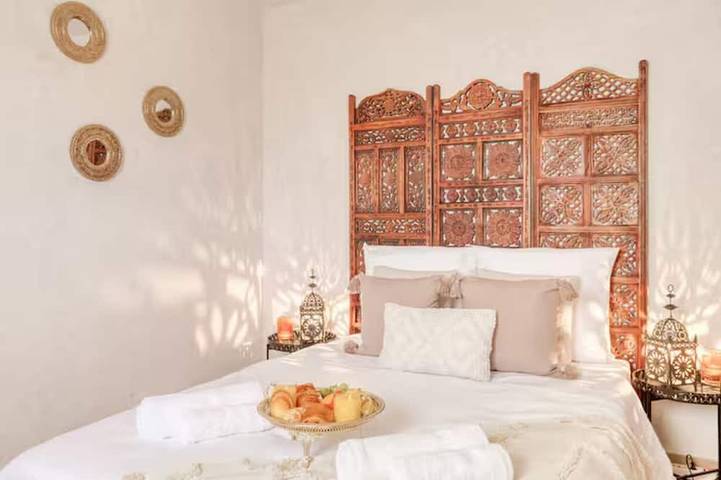 Apartamento entero, Coeur d'Atlas Spacious apartment 1mn from Torcy Rer A & regional bus station in Sena y Marne