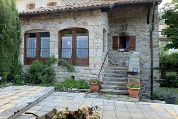 Gîte pour 6 personnes à Jaujac