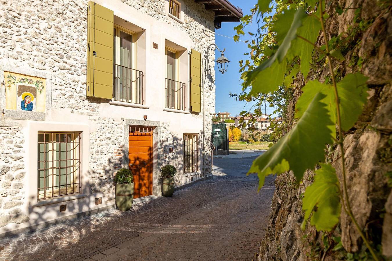 Ganze Ferienwohnung, Wohnung in Voltino mit Privatparkplatz in Voltino, Tremosine