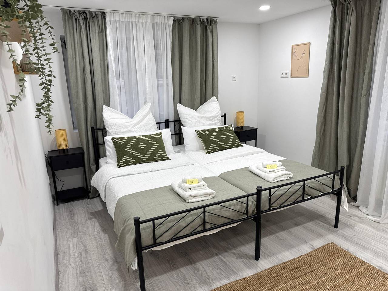 Holiday Home 'M B Homes Lauterstein 10' with Mountain View and Wi-Fi in Lauterstein, Albsteig Stage 6